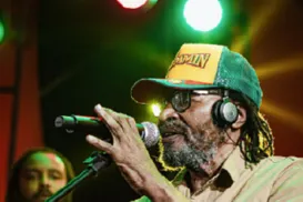 Equipe de Edson Gomes desmente Prefeitura sobre fim de carreira - Imagem