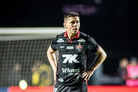 Experiente, Osvaldo define futuro com o Vitória: "Bem encaminhado" - Imagem