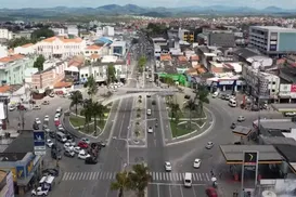 Homem é preso por maltratar a mãe de 102 anos e ameaçar sobrinha na Bahia - Imagem