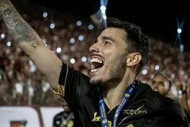 Ídolo do Vitória tenta quarto acesso consecutivo à Série A em MG - Imagem