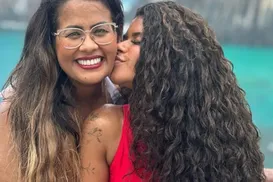 Influenciadora baiana revela que a mãe está com câncer e pede orações - Imagem