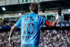 "Joelho quebrado" e decisivo: jornal espanhol se rende a Neymar - Imagem