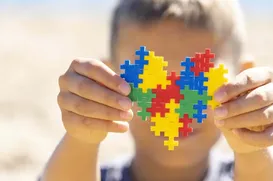 Lei que garante prioridade de matrícula a alunos com TEA é sancionada - Imagem