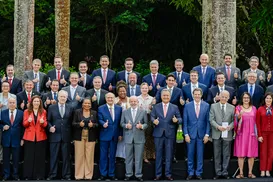 Lula escala 'exército' de ministros para disputar eleições; veja a lista - Imagem