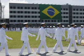 Marinha do Brasil lança concurso com centenas de vagas para 2026 - Imagem