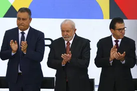 Ministro desiste de reeleição e fica no governo Lula - Imagem