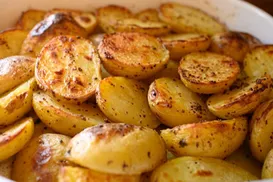 Nem forno, nem tempero: veja o segredo das batatas crocantes do Natal - Imagem