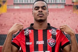 Reforço do Vitória é regularizado e fica apto para estrear - Imagem