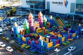 Saiba quanto custa para brincar no maior parque inflável em Salvador - Imagem