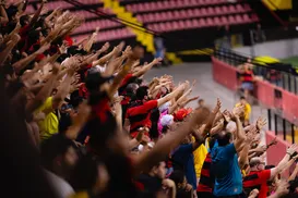 Técnico campeão no Vitória pode comandar rival no Nordeste em 2026 - Imagem