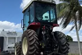 Trator agrícola avaliado em R$ 295 mil é furtado em cidade baiana - Imagem