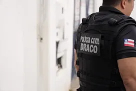 Adolescente é apreendido por roubo durante lavagem do Rio Vermelho - Imagem