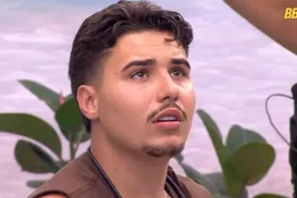 Após BBB 26, Pedro é confinado em clínica e surge amarrado - Imagem