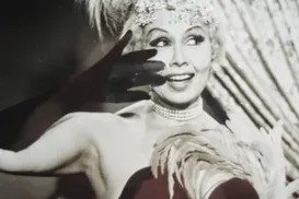 Atriz brasileira quebra recorde com carreira mais longa do mundo - Imagem