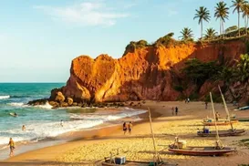 Balneário no Nordeste atrai turistas por praias de águas cristalinas - Imagem