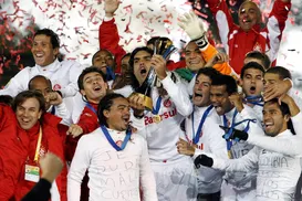 Campeão mundial pelo Internacional é agredido por policiais - Imagem