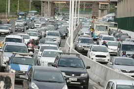 CNH sem autoescola: Detrans descumprem regra e Governo Lula pressiona - Imagem