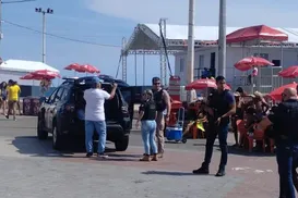 Dois homens são presos por extorquir turistas no Farol da Barra - Imagem