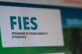 Estudantes têm até sexta-feira para complementar inscrição do Fies - Imagem