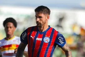 Everaldo marca, mas Bahia cede empate à Juazeirense no Baianão - Imagem