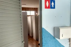 Fim do banheiro unissex? Nova lei proíbe uso nas instituições de ensino - Imagem