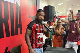 Ídolo? Marinho surpreende em apresentação no Vitória: "Falta muito" - Imagem