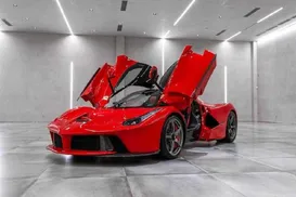 IPVA de mais de R$ 1 milhão? Dono da Ferrari escapa de pagar o imposto - Imagem