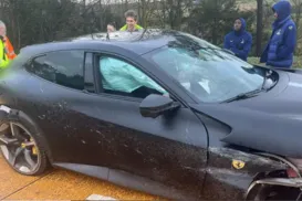 Jogadores de gigante inglês sofrem acidente às vésperas da Champions - Imagem