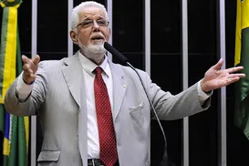 Jorge Solla defende reajuste para assessores, mas barra supersalários - Imagem