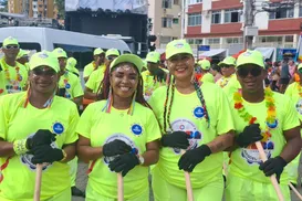 Limp Dance: garis equilibram o trabalho e a curtição no Carnaval - Imagem
