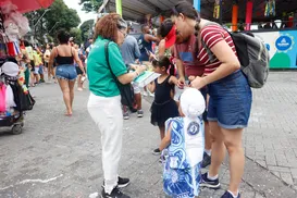 Mais de 10 mil pulseiras de identificação são distribuídas no Carnaval - Imagem