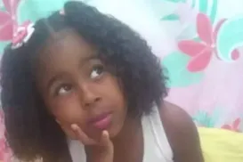 Menina de 10 anos é morta dentro do carro do pai durante ataque a tiros - Imagem