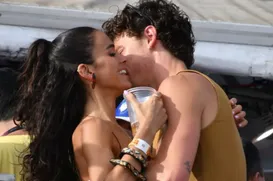Namoro de Bruna Marquezine e Shawn Mendes viraliza fora do Brasil - Imagem