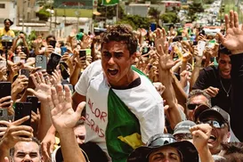 Nikolas Ferreira diz ter sido orientado a usar colete à prova de balas - Imagem