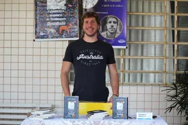 Novo livro usa realismo fantástico para expor crise de identidade - Imagem