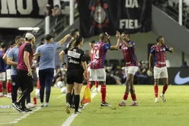 O futebol entre a prancheta e a poesia - Imagem
