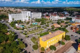 Prefeitura baiana vira alvo do TCM por compra de R$ 823 mil em livros - Imagem