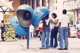 Primeiro orelhão da Bahia foi instalado em 1972 - Imagem