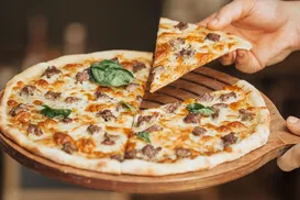 Restaurante brasileiro faz história no ‘Oscar’ das melhores pizzarias - Imagem