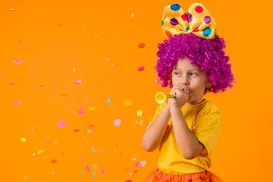 Saiba como incluir crianças com autismo no Carnaval - Imagem