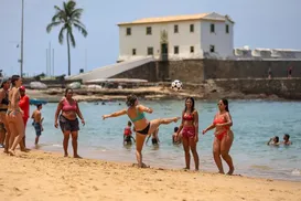 Salvador só tem uma praia própria para banho; saiba qual é - Imagem
