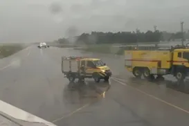 Turbina pega fogo e voo tem decolagem interrompida - Imagem