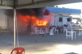 Vídeo: trailer pega fogo em área de motoristas por app no aeroporto - Imagem