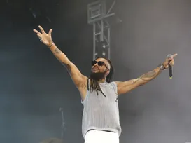 Cantor Rael é assaltado e tem moto levada em parque famoso - Imagem