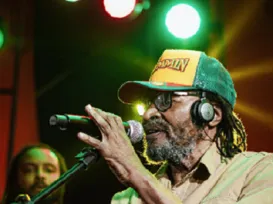 Equipe de Edson Gomes desmente Prefeitura sobre fim de carreira - Imagem