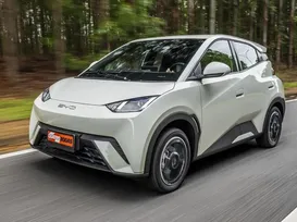 Físico revela que carro elétrico é 6 vezes mais eficiente que gasolina - Imagem