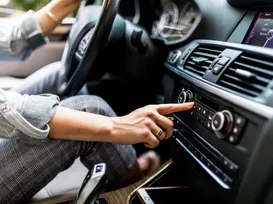 Carro antigo? Saiba truque para ter Bluetooth em qualquer rádio - Imagem