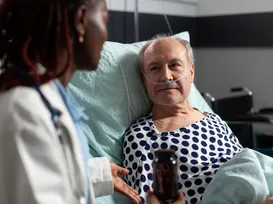 Escola de Saúde abre 50 vagas para curso de cuidados paliativos - Imagem