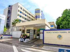IF abre 81 vagas para professor com salários de até R$ 13,7 mil - Imagem