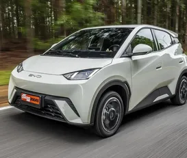 Físico revela que carro elétrico é 6 vezes mais eficiente que gasolina - Imagem